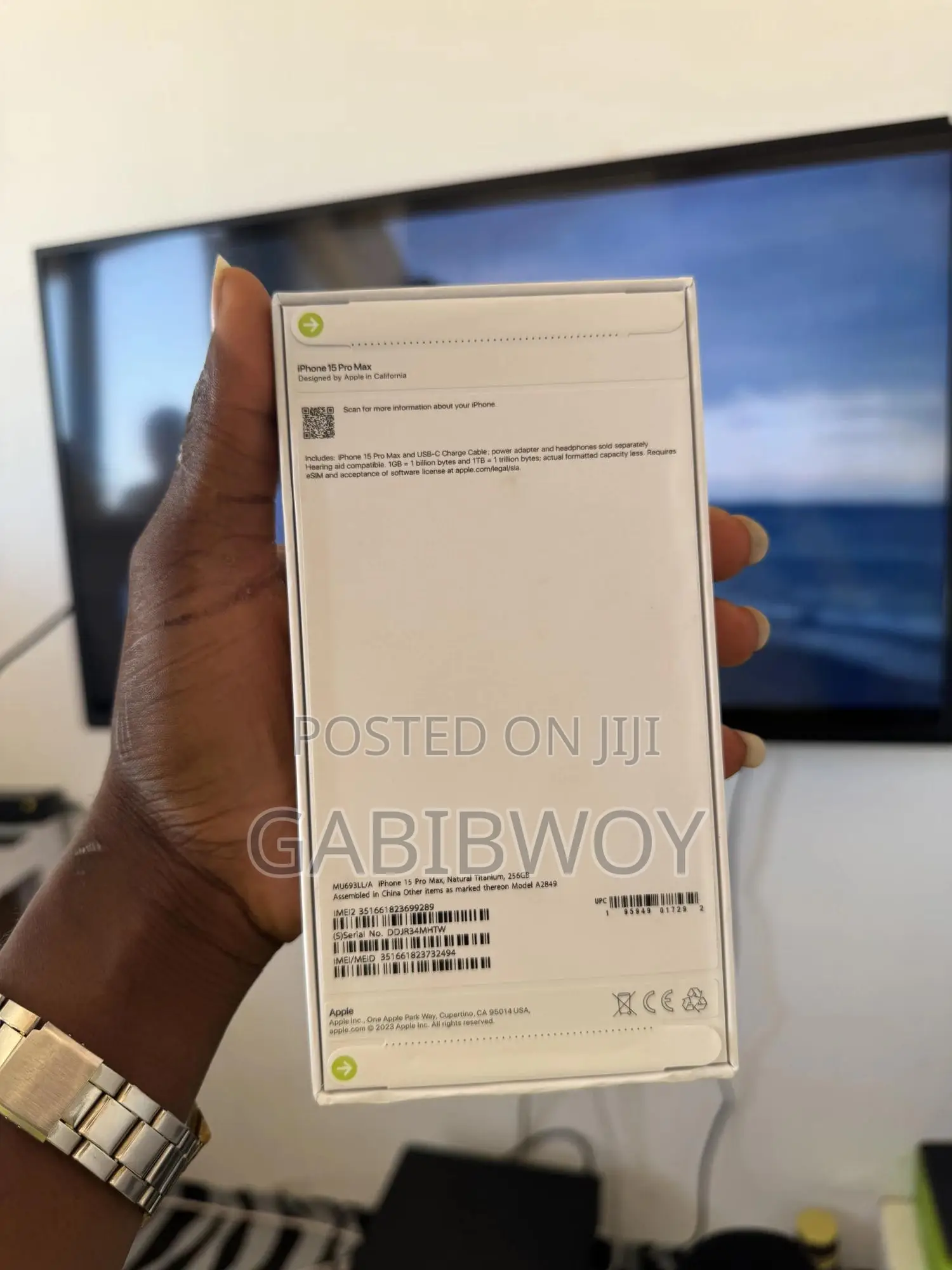 New Apple iPhone 15 Pro Max 256 GB Silver