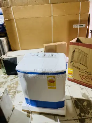 Ultra Modern Semi Automatic Washing 7kg Topload Twintub
