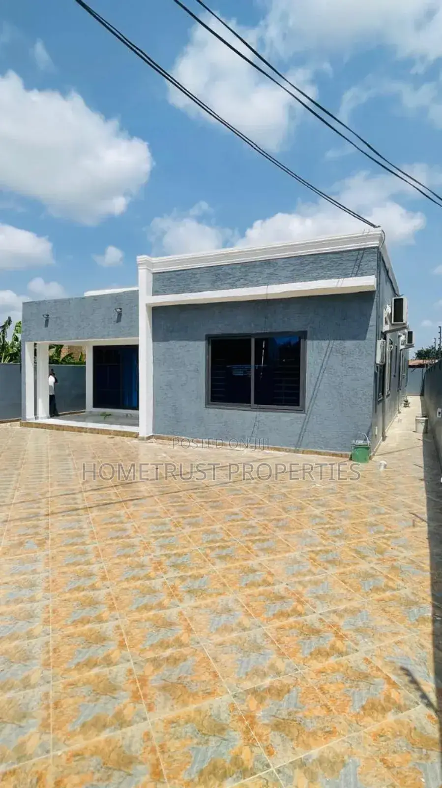 3bdrm Duplex in Ablekuma Amomorle, Pentecost for sale