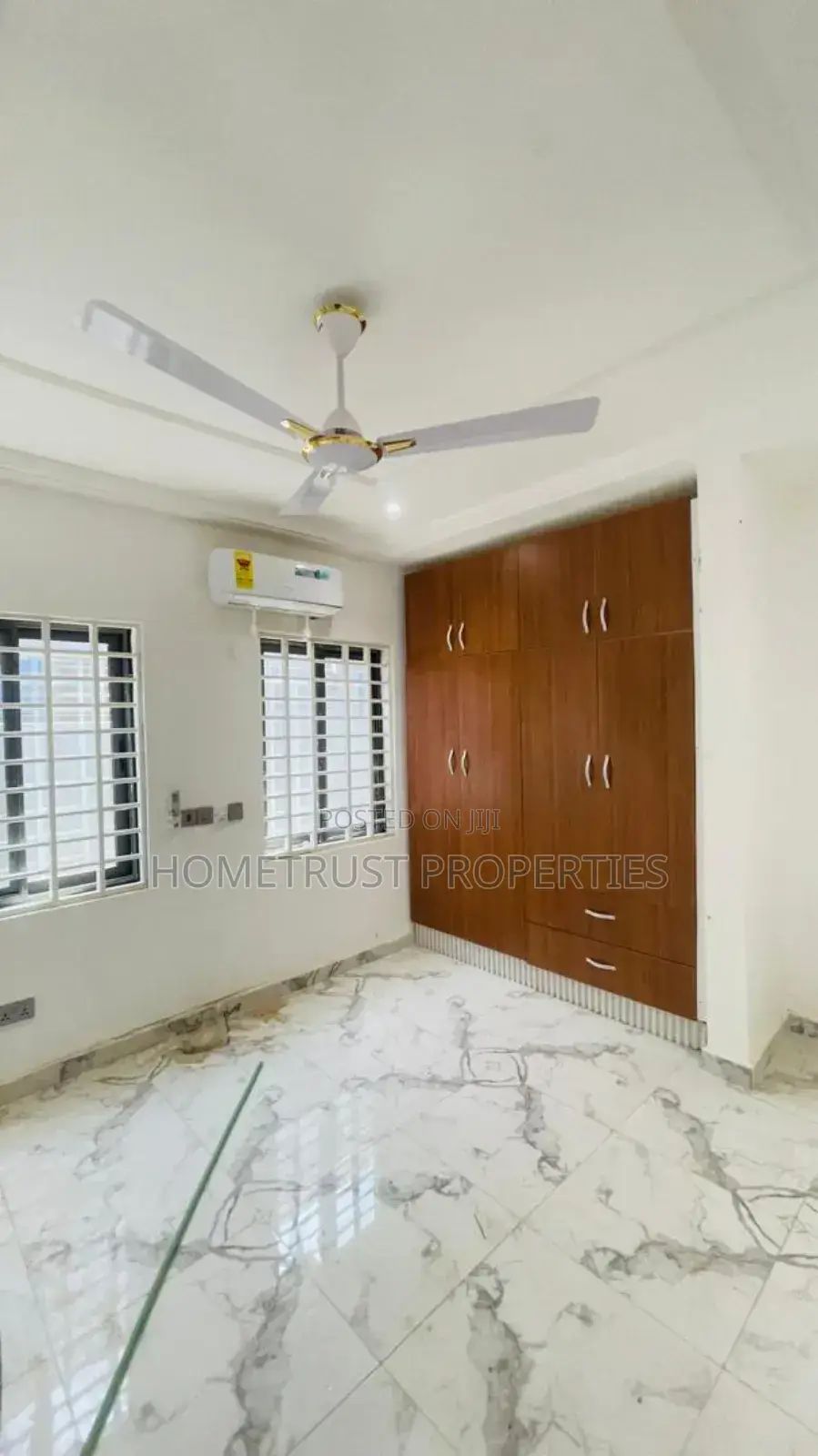 3bdrm Duplex in Ablekuma Amomorle, Pentecost for sale