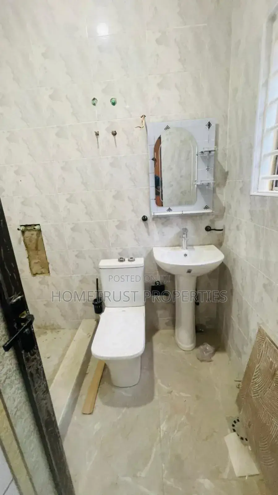 3bdrm Duplex in Ablekuma Amomorle, Pentecost for sale