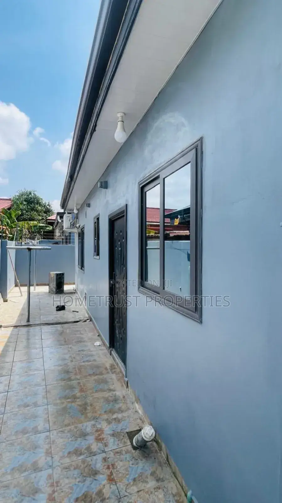 3bdrm Duplex in Ablekuma Amomorle, Pentecost for sale