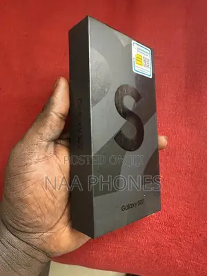New Samsung Galaxy S22 5G 128 GB Black