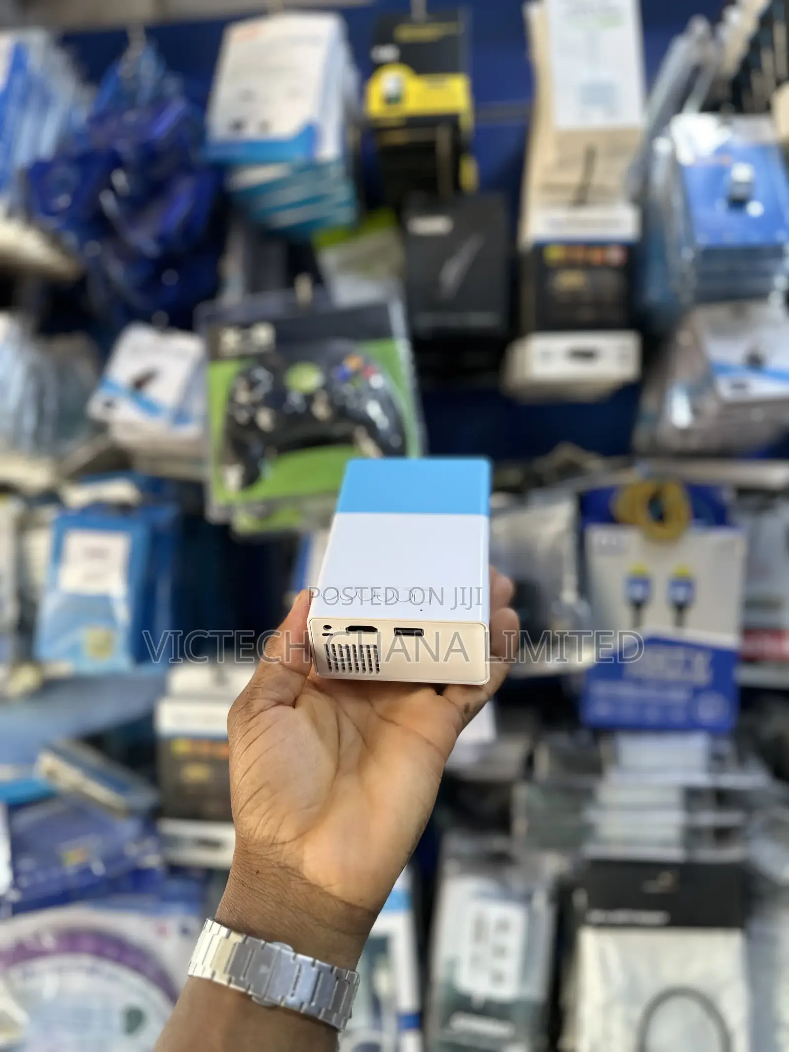 Led Mini Projector