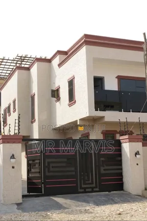 4bdrm Duplex in Jeleel City Estates, Boi for sale