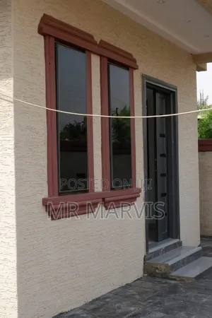 4bdrm Duplex in Jeleel City Estates, Boi for sale