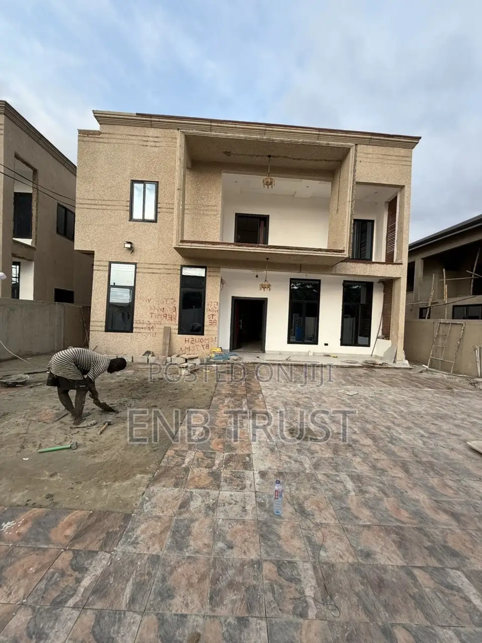4bdrm Duplex in Ashongman Estate, Police Station for sale