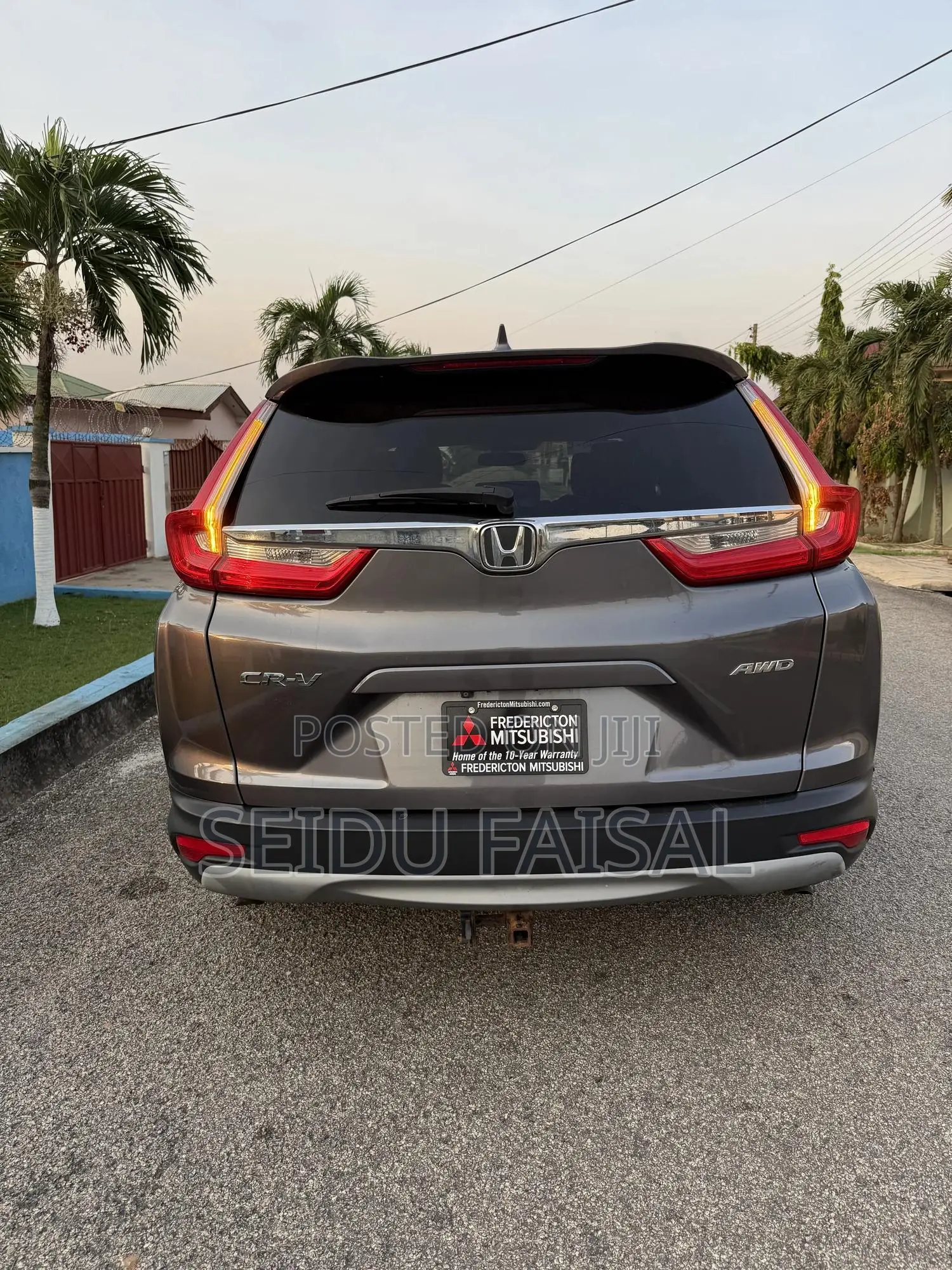 Honda CR-V LX 4dr SUV AWD (2.4L 4cyl CVT) 2017 Gray