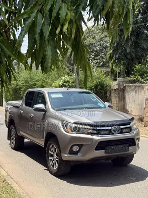 Toyota Hilux Revo Double Cab Deisel 2.4 AWD 2019 Silver