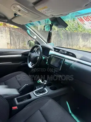 Toyota Hilux Revo Double Cab Deisel 2.4 AWD 2019 Silver