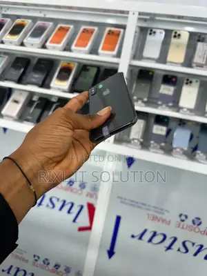 Apple iPhone XS Max 64 GB Black