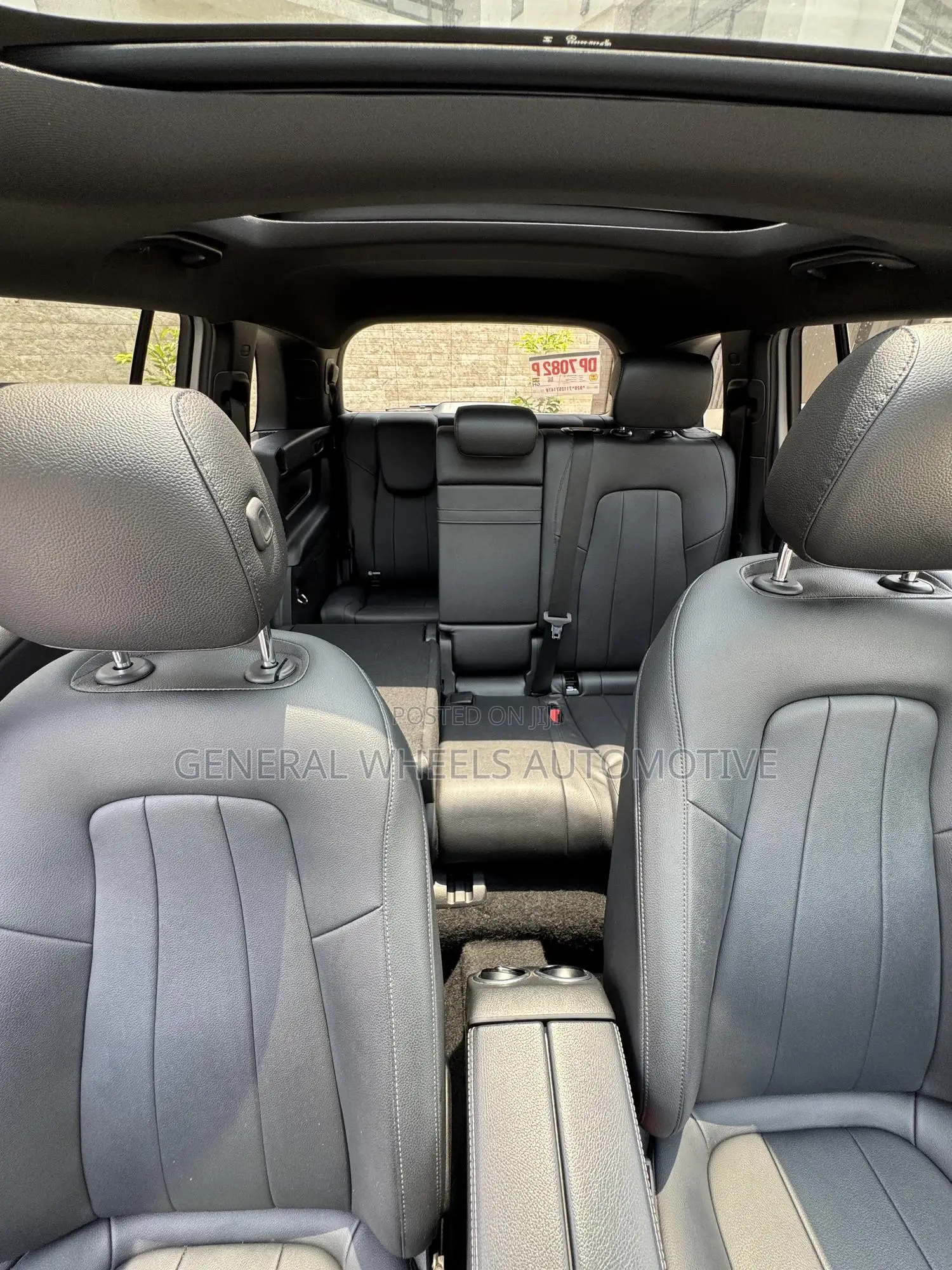 Mercedes-Benz GLB-Class GLB 250 4MATIC 2021 Silver