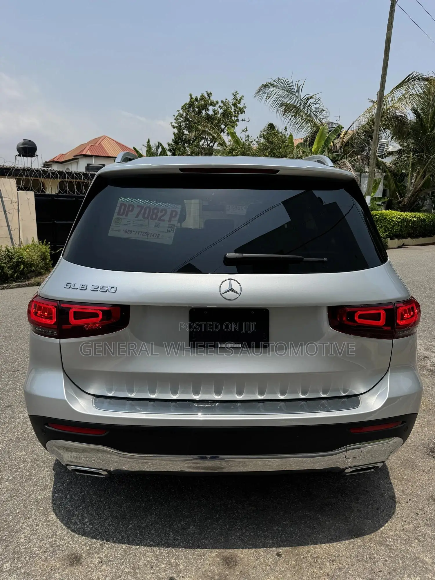 Mercedes-Benz GLB-Class GLB 250 4MATIC 2021 Silver
