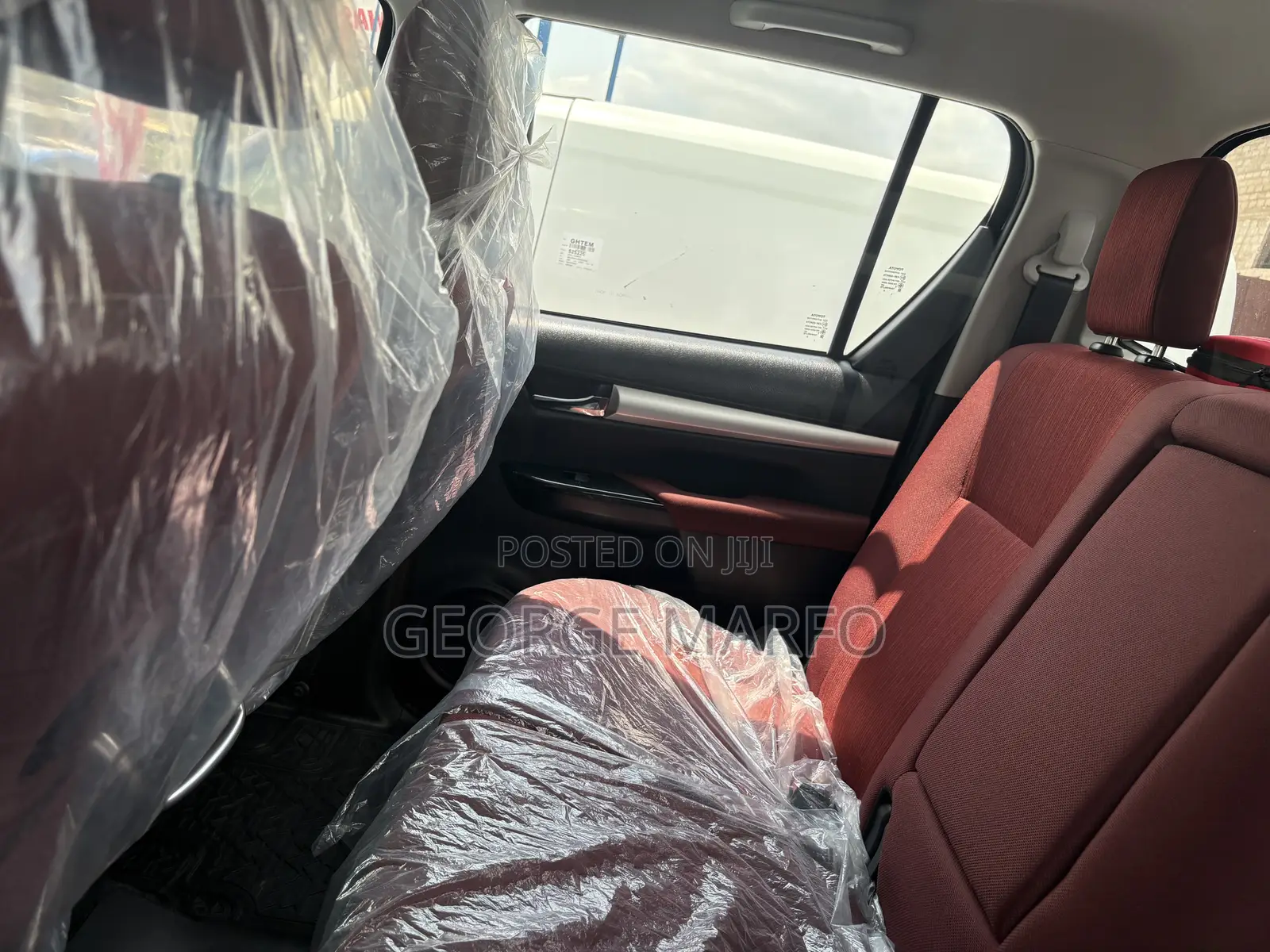 Toyota Hilux 2024 White