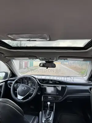Toyota Corolla XSE (1.8L 4cyl 2A) 2019 Red
