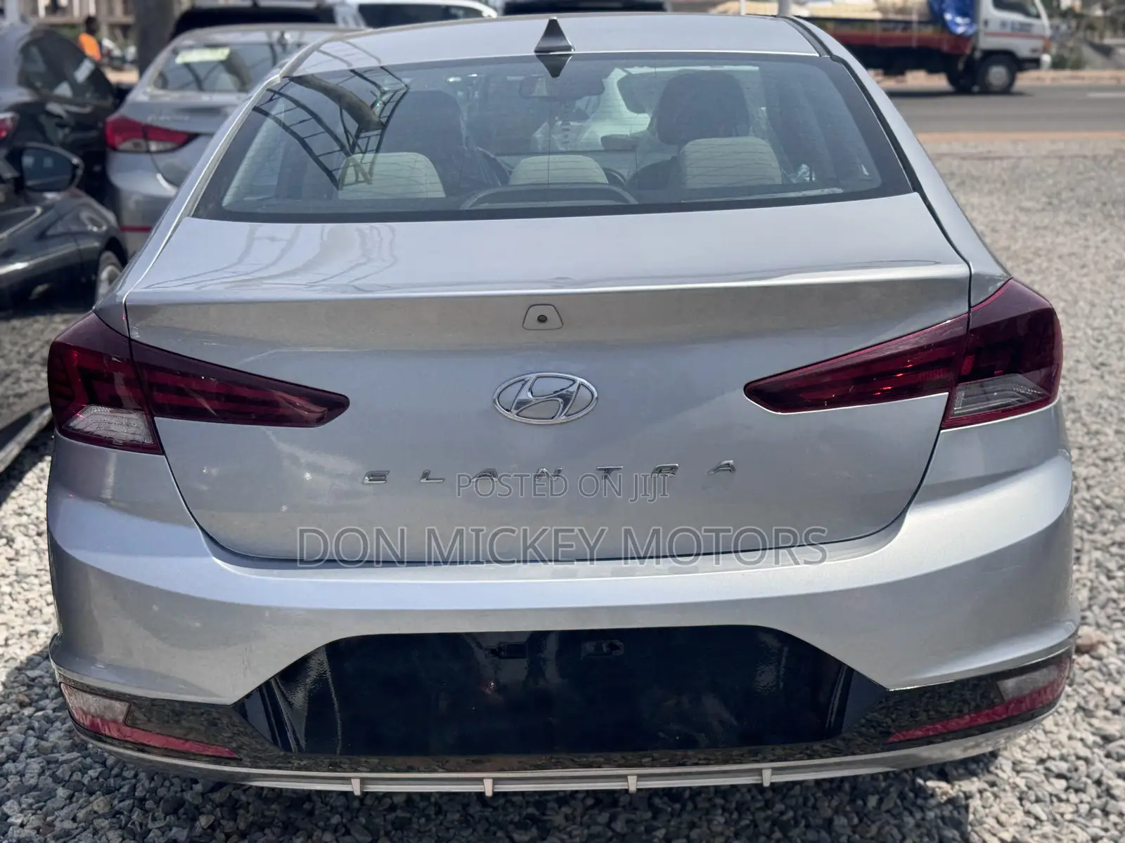 Hyundai Elantra Limited 2020 Silver