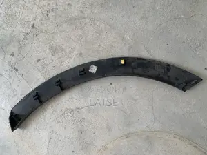Honda Cr-v 2017,2018,2019,2020,2021,2022 Back Right Fender Molding