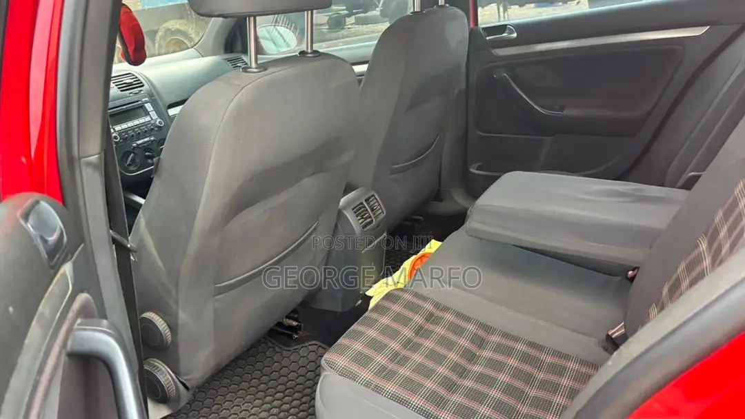 Volkswagen Golf 2009 Red