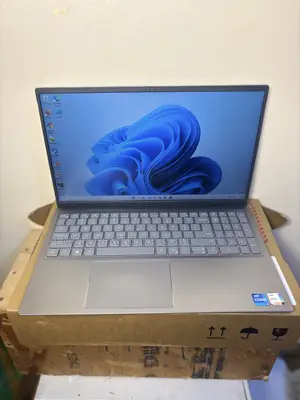 Laptop Dell Inspiron 15 8GB Intel Core i5 SSD 256GB