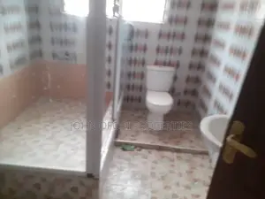 3bdrm Apartment in Ayeduase Mango Road, Kumasi Metropolitan for rent
