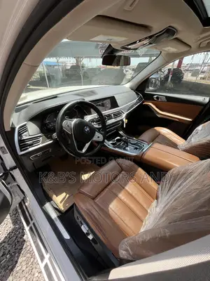 BMW X7 xDrive40i 2019 White
