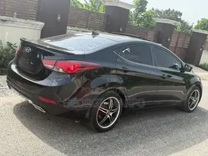 Hyundai Elantra 2016 Black