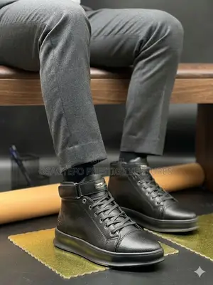 Quality Timberland All Black Boot