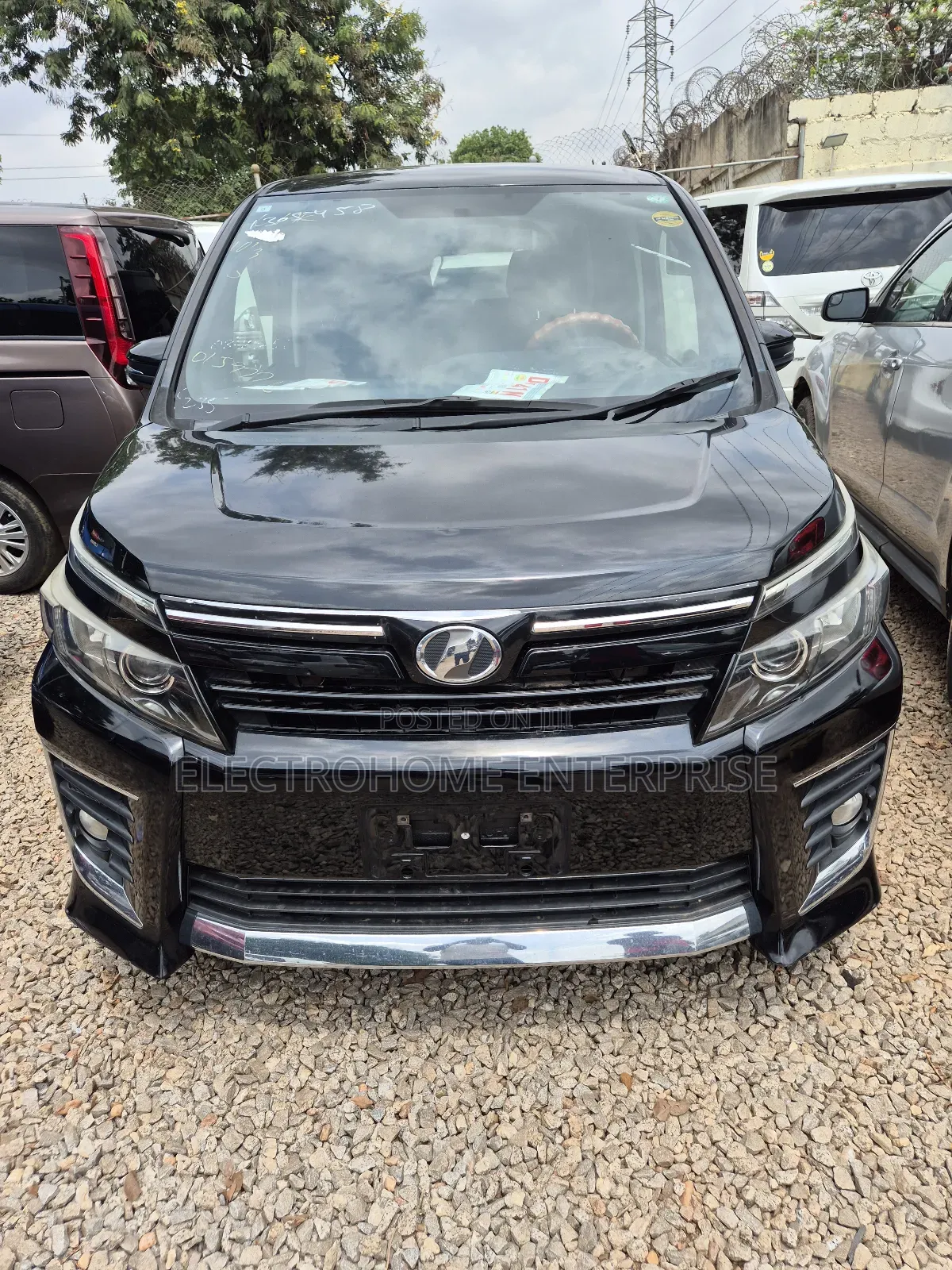 Toyota Voxy 2015 Black