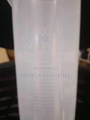 Measuring Cylinder Plastic 2000ml(2l)