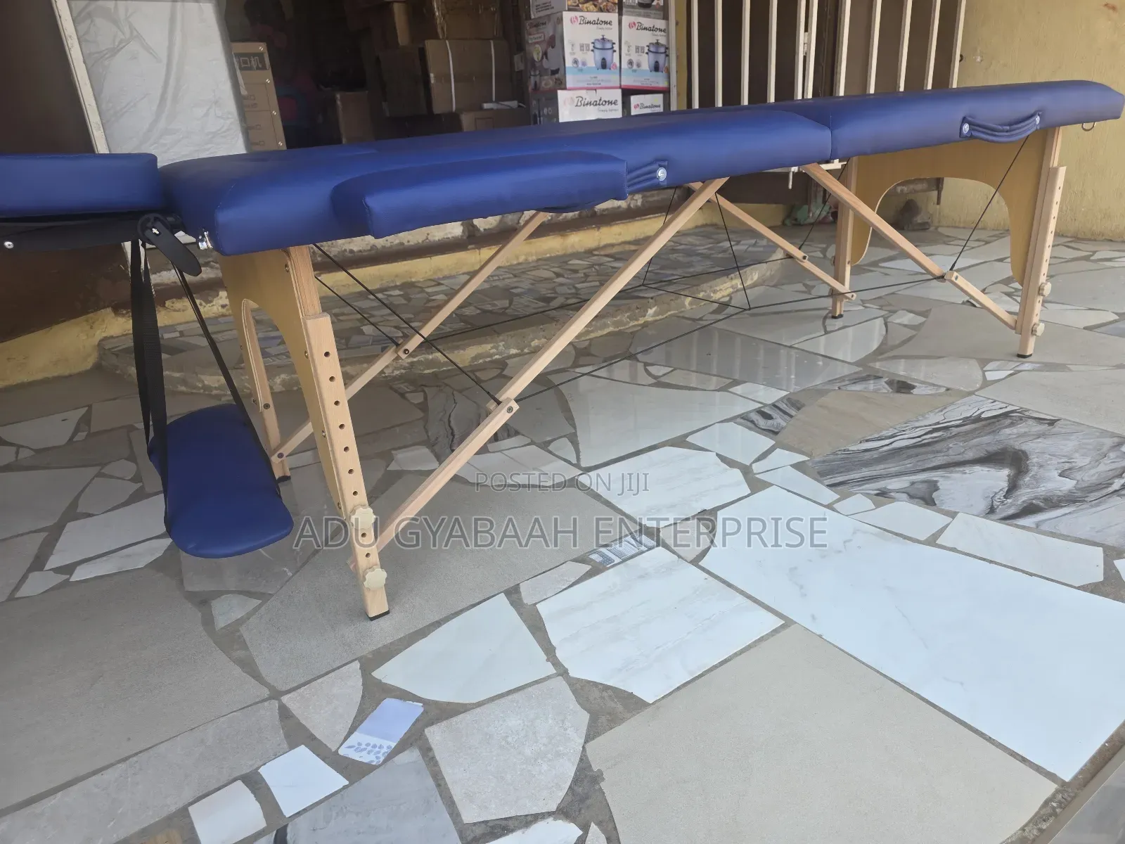 “Portable Massage Bed / Spa Bed / Salon Massage Table”