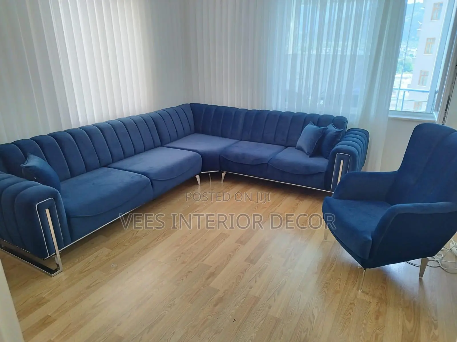 Modern Sofa Set