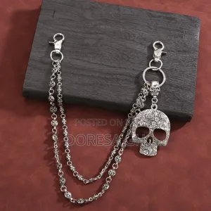 Durable Fashion Side Chain For Men – Stylish Chain To Match Any Outfit