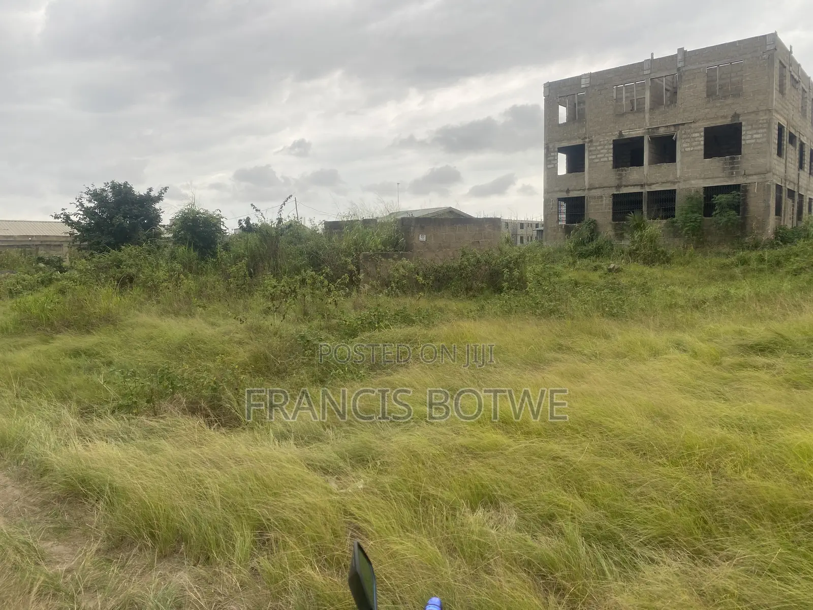 1plot of a Land for Sell