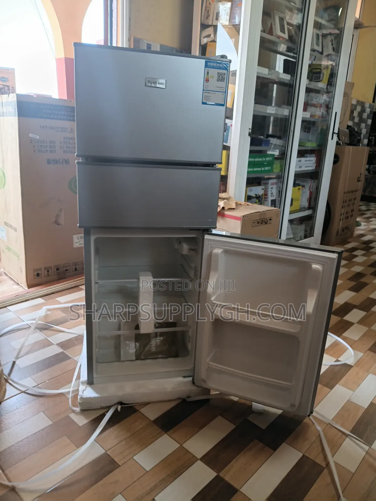 Roshuien Triple Door Fridge