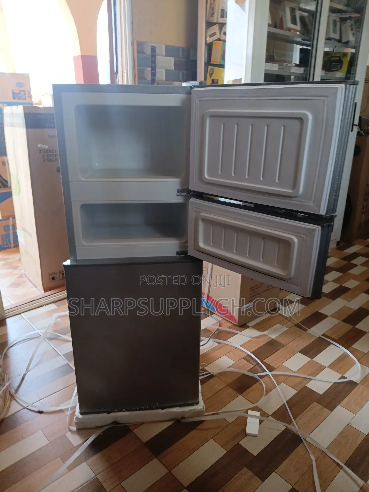 Roshuien Triple Door Fridge