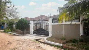 3bdrm House in Koans Estate Eagle, Accra Metropolitan for sale