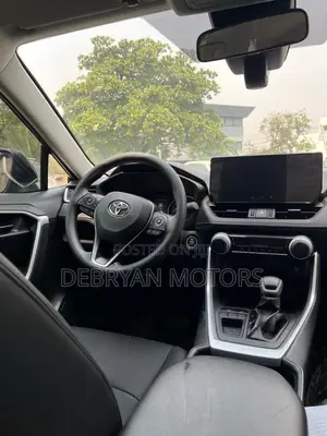 Toyota RAV4 Limited AWD 2024 Black