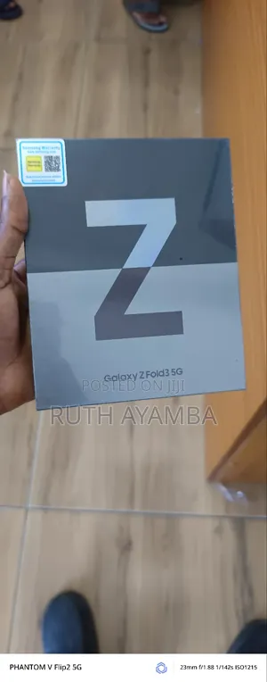 New Samsung Galaxy Z Fold3 5G 256 GB Black