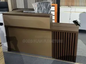 Luxury Front Desk
