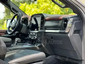 Ford F-150 2023 Silver