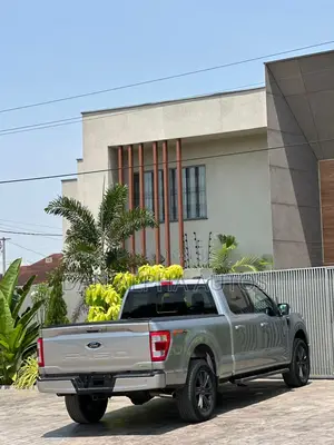 Ford F-150 2023 Silver