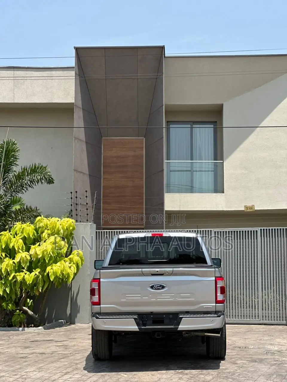 Ford F-150 2023 Silver