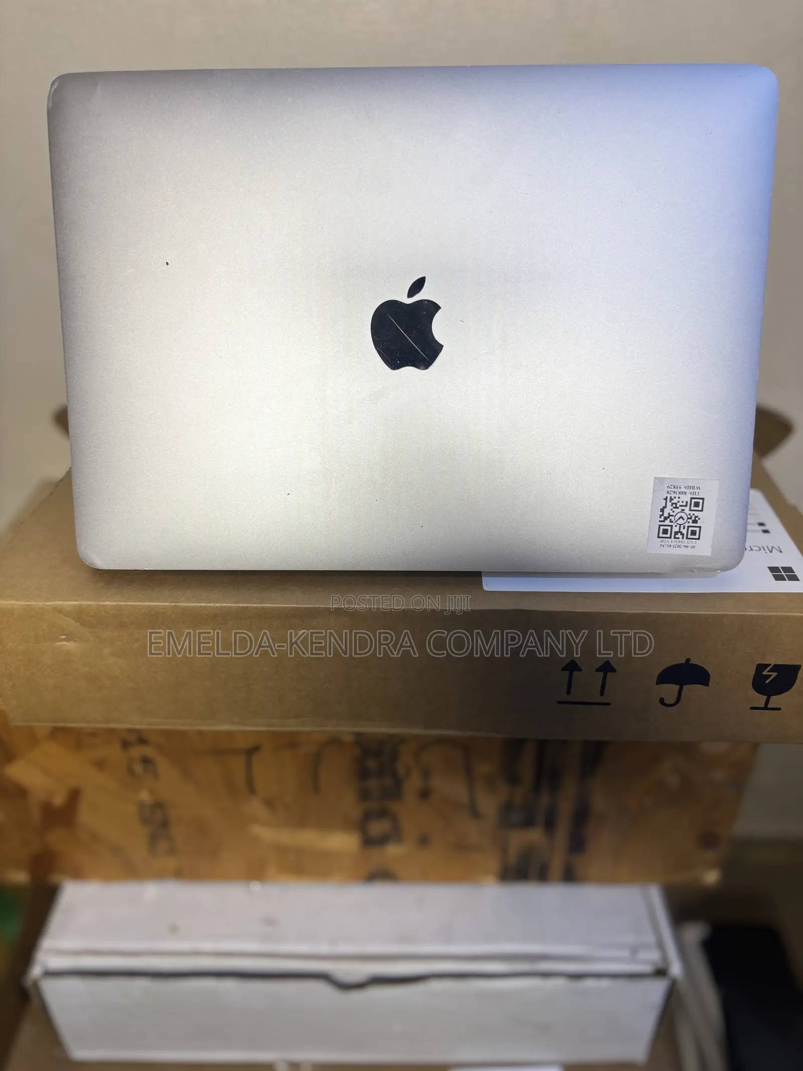 Laptop Apple MacBook Pro 2018 16GB Intel Core i5 SSD 512GB