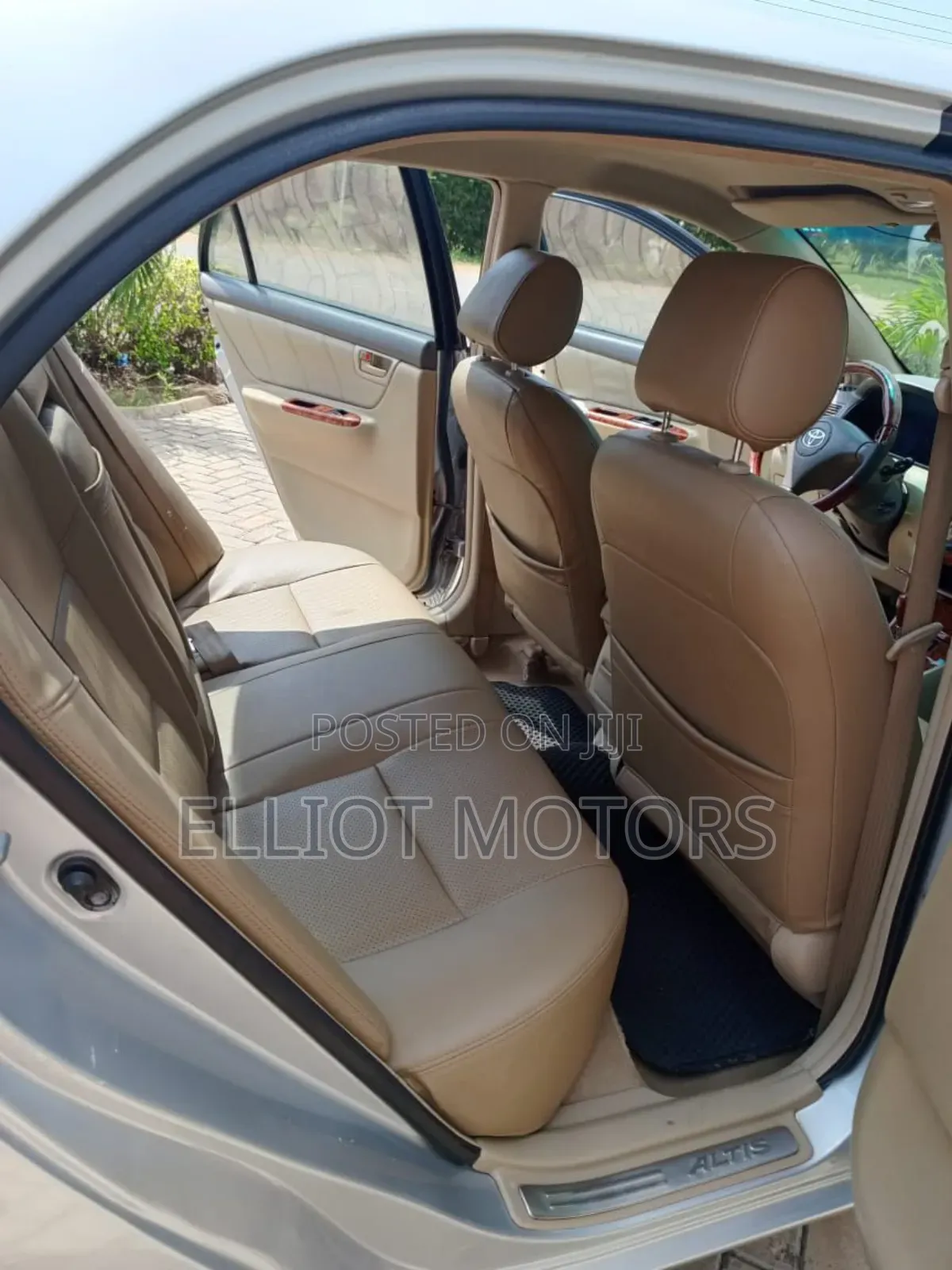 Toyota Corolla Altis 2009 Silver