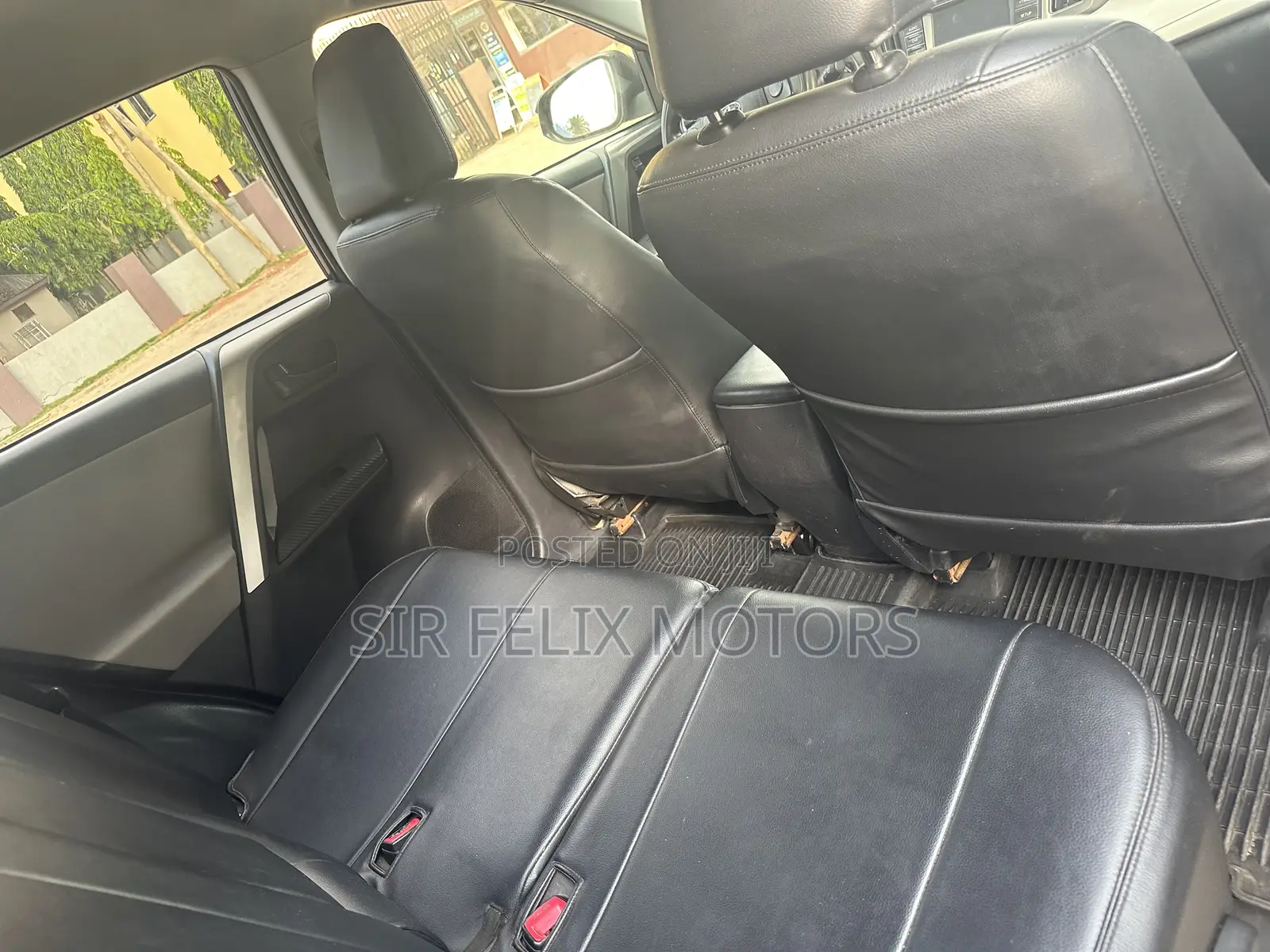 Toyota RAV4 SE AWD (2.5L 4cyl 6A) 2016 Gray