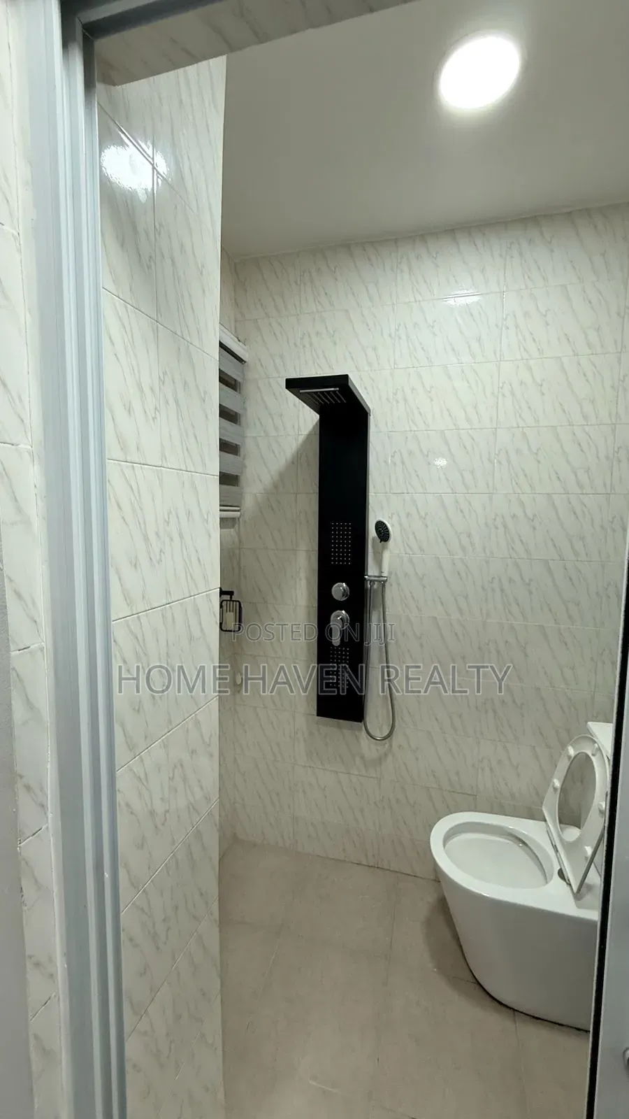 Furnished 2bdrm Apartment in Borteyman Estate, School Junction for sale