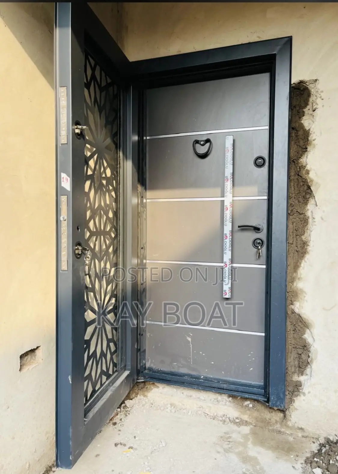 Door in Door With Net