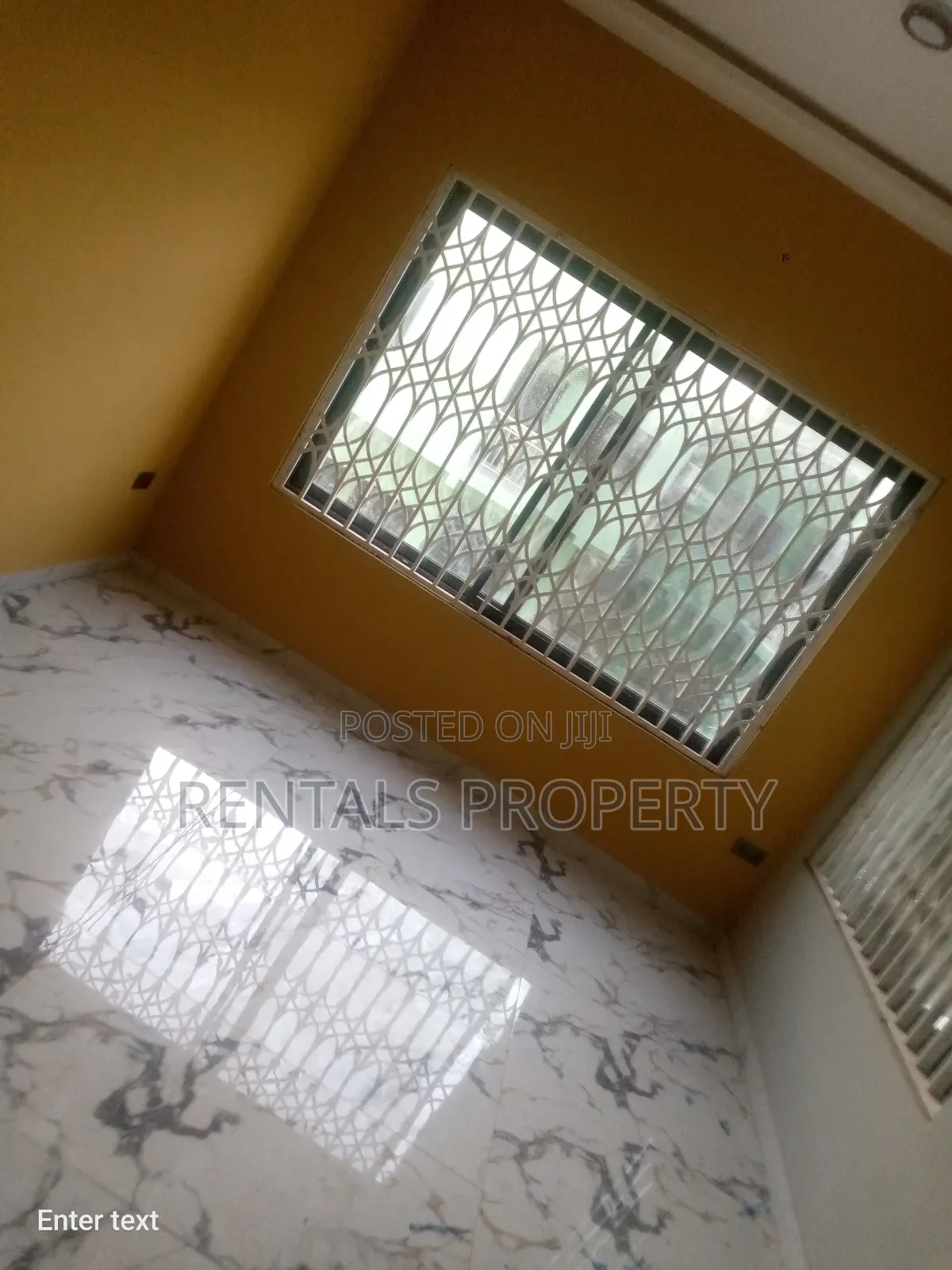 2bdrm Mansion in Amanfrom, Frafraha for rent