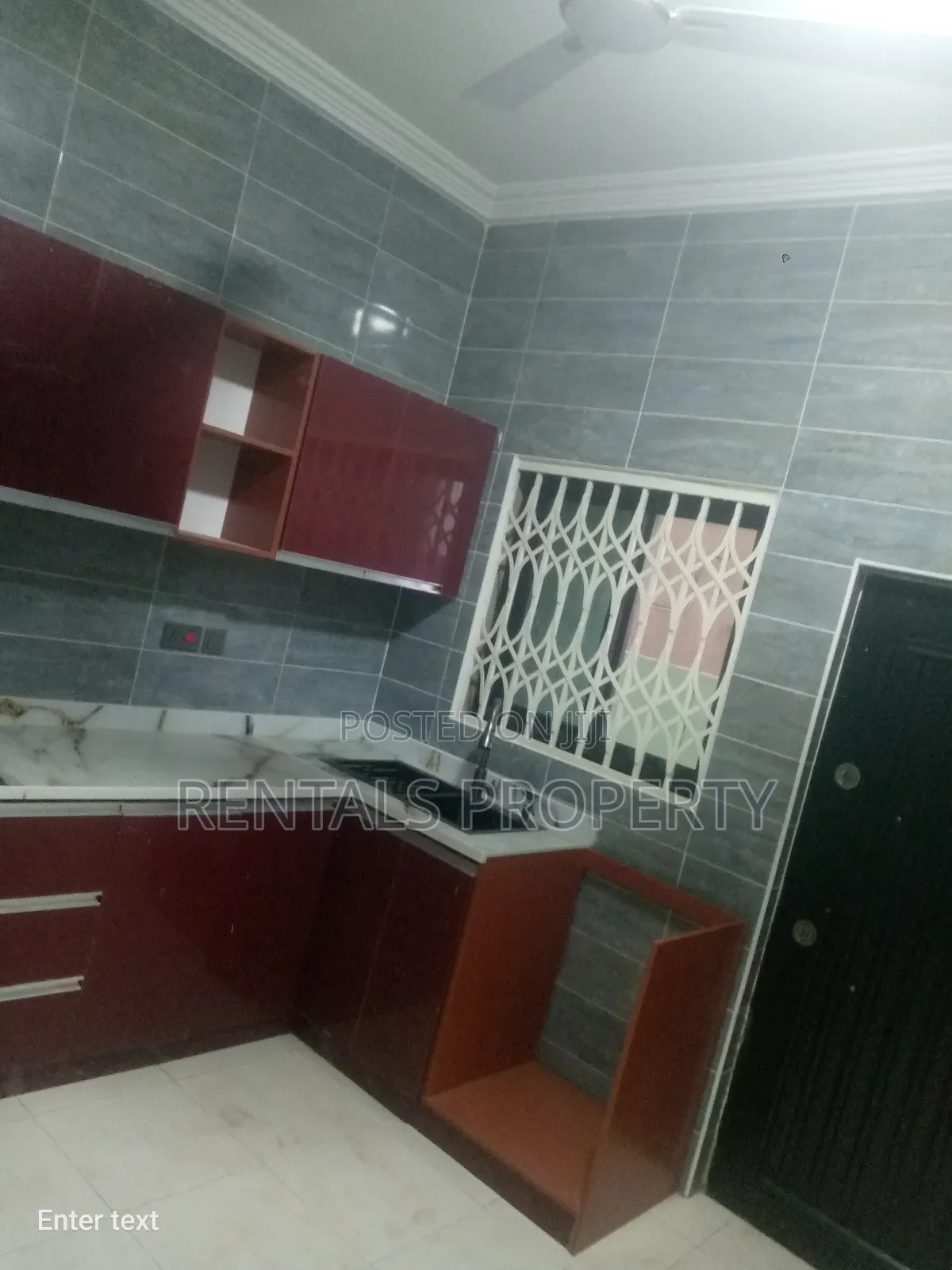 2bdrm Mansion in Amanfrom, Frafraha for rent