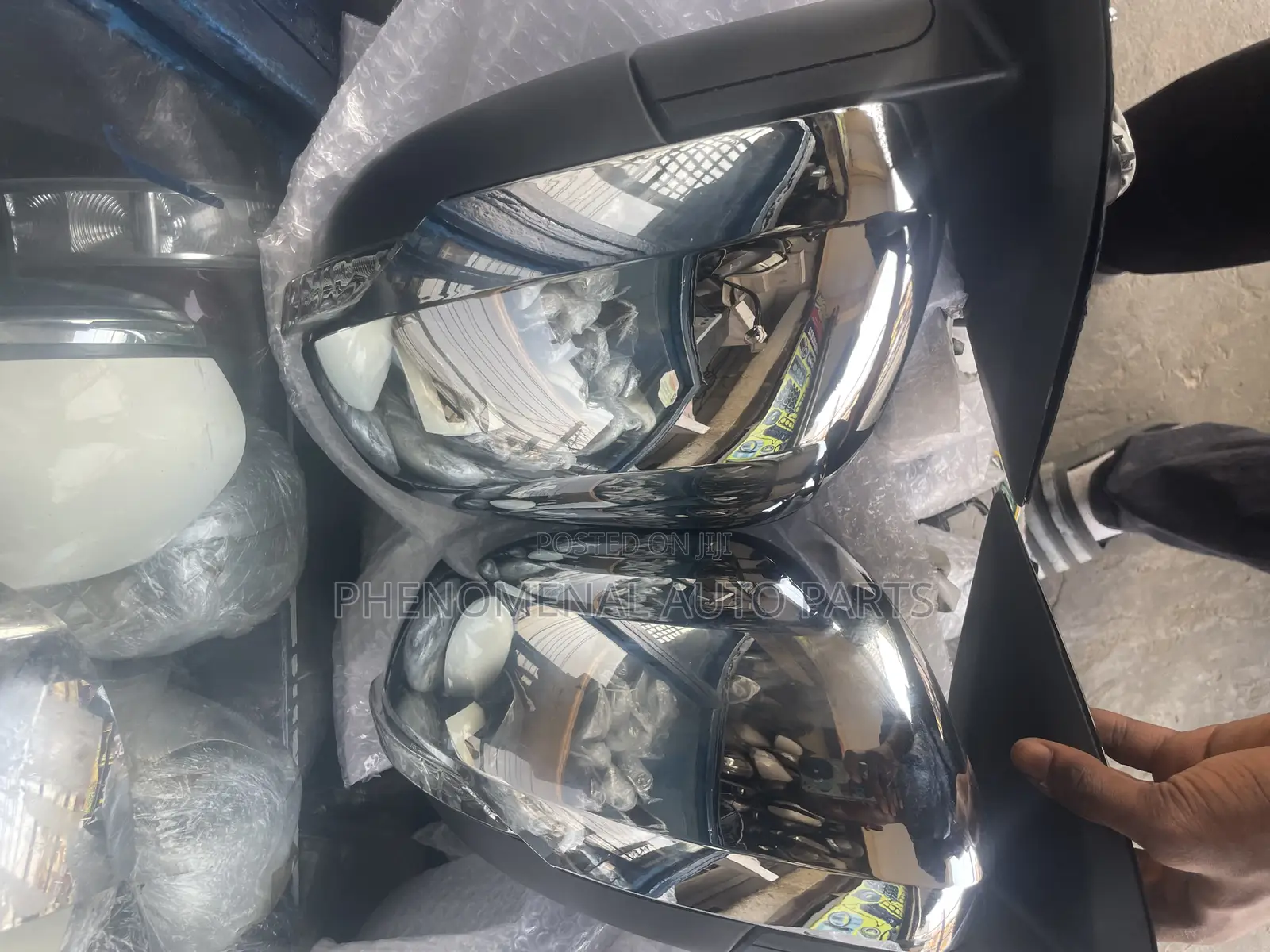 Mitsubishi L200 2018-2023 Side Mirror With Light Chrome Pair